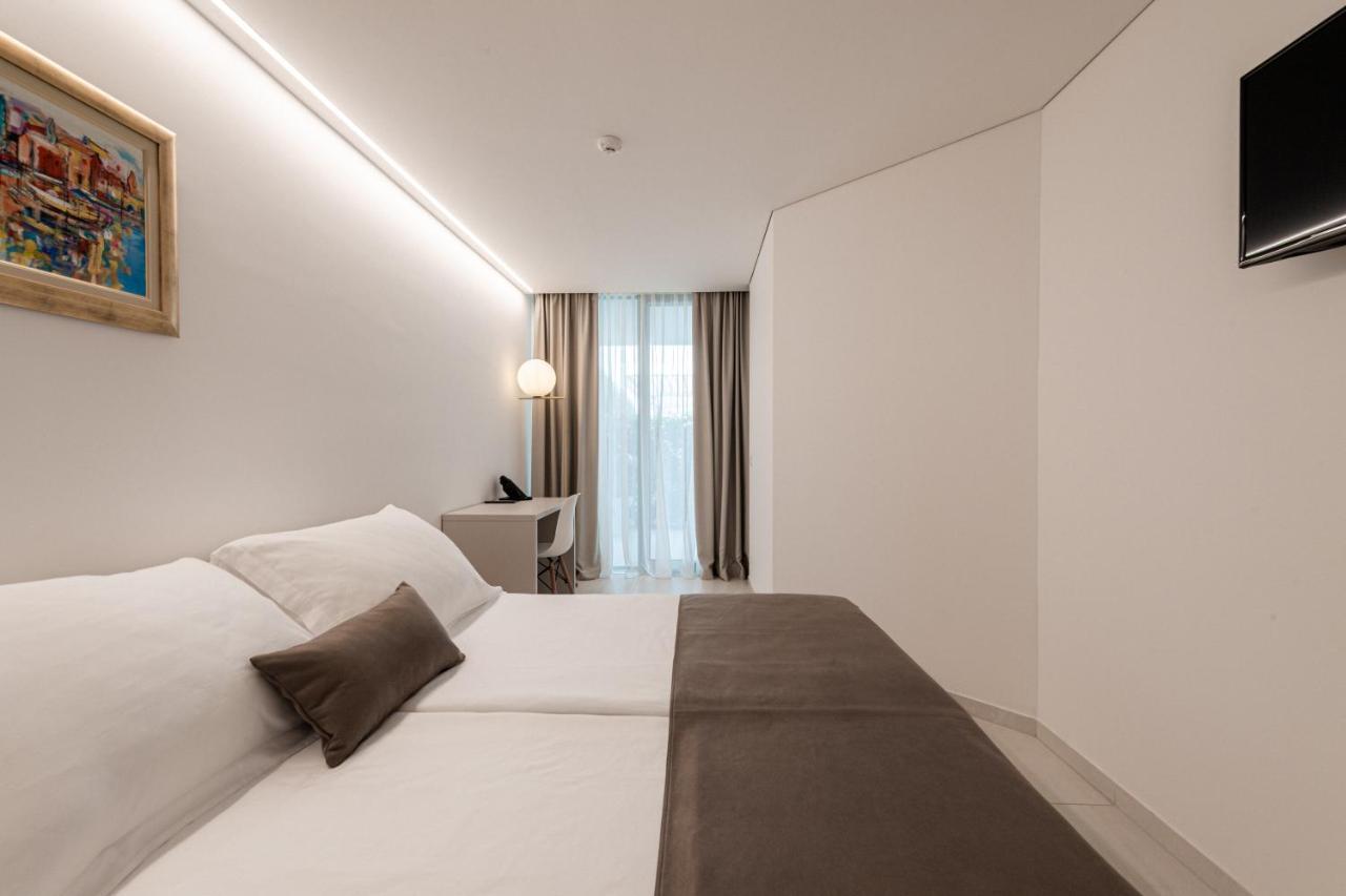 Aparthotel Joel Novalja Extérieur photo