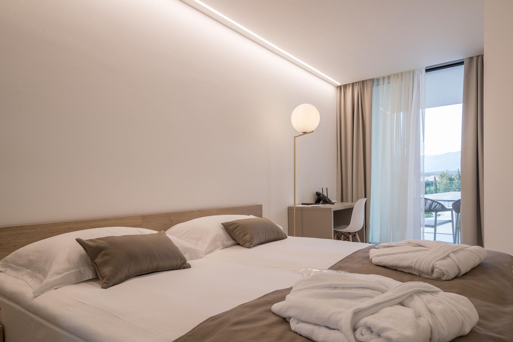 Aparthotel Joel Novalja Extérieur photo